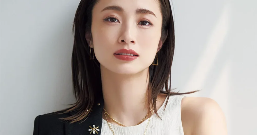 井上司【残照　赤城山】希少画集画、状態良好、新品高級額装付 高橋天山（旧雅号：秀年）「富貴花（牡丹）」日本画・10号 絵画買取