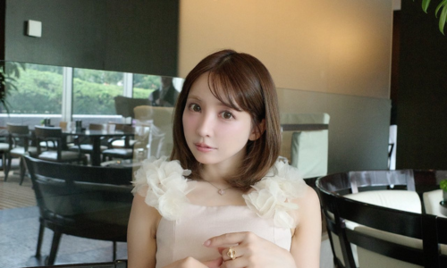 三上悠亜が着たウエディングドレスで大炎上！SNS騒動の真相とブランドCOMELの全貌とは？