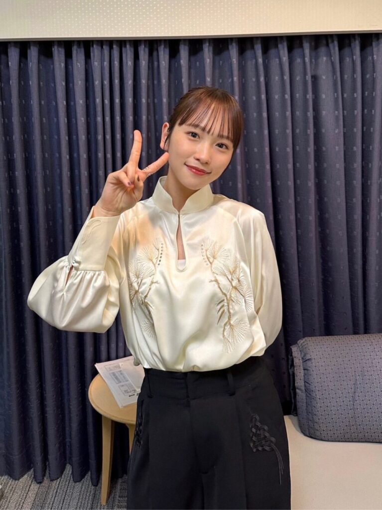 川栄李奈1st写真集youphoria魅力総まとめ！3種カバーを徹底紹介