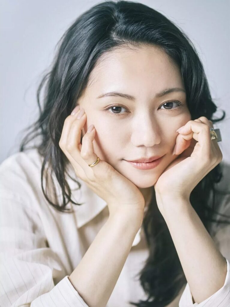 カズレーザーと二階堂ふみ結婚！8年愛のビッグカップル物語